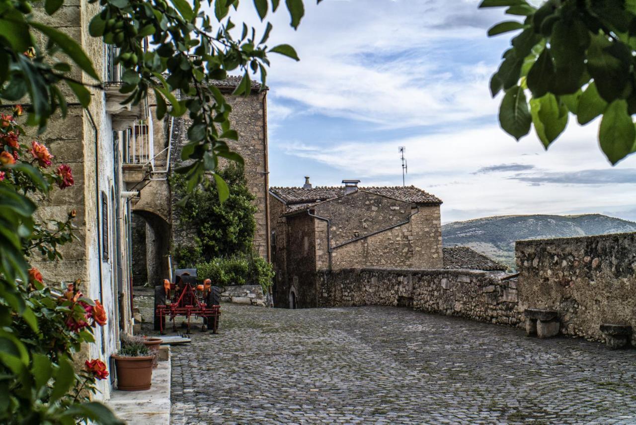 B&B A Casa Di Emy Barisciano Exteriér fotografie