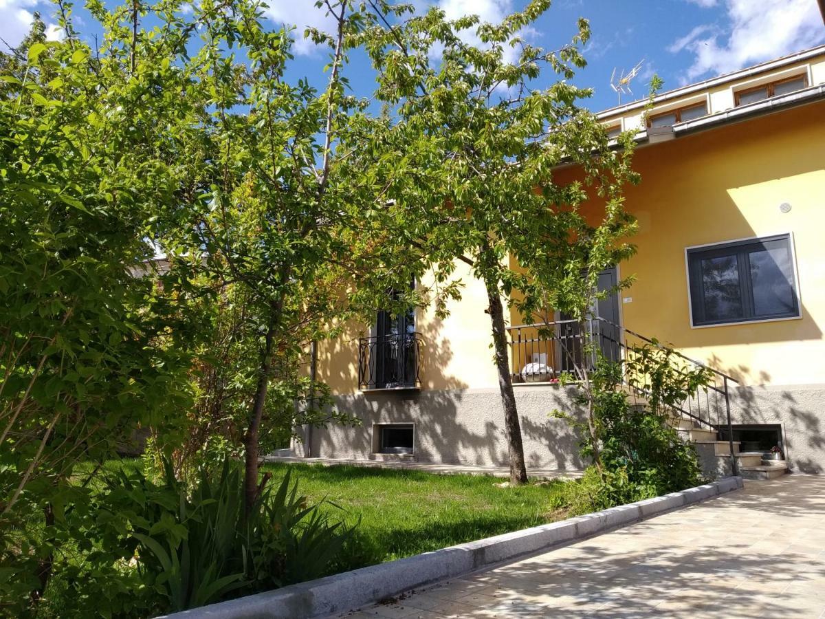B&B A Casa Di Emy Barisciano Exteriér fotografie